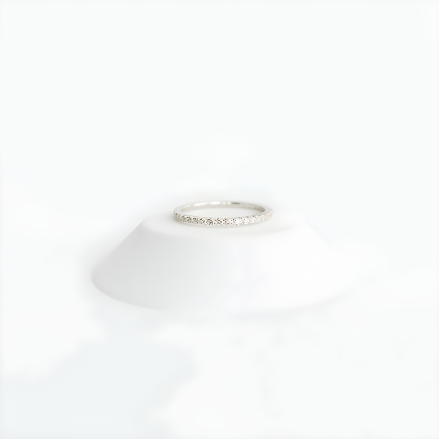 Pavé Band